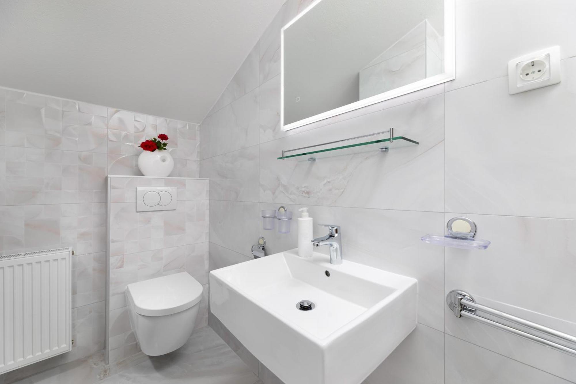 Apartments Lucija 2 バスカ エクステリア 写真