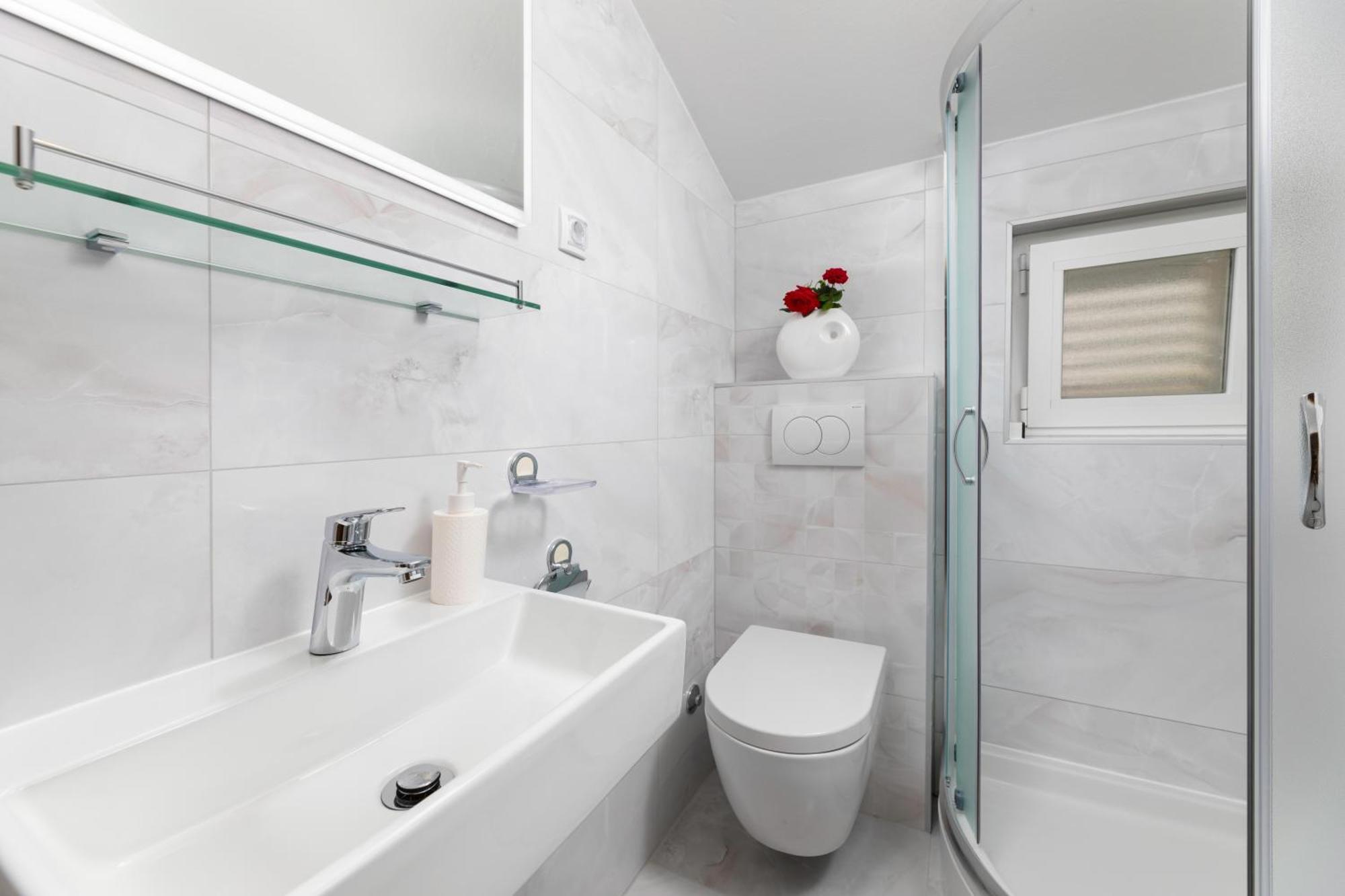Apartments Lucija 2 バスカ エクステリア 写真